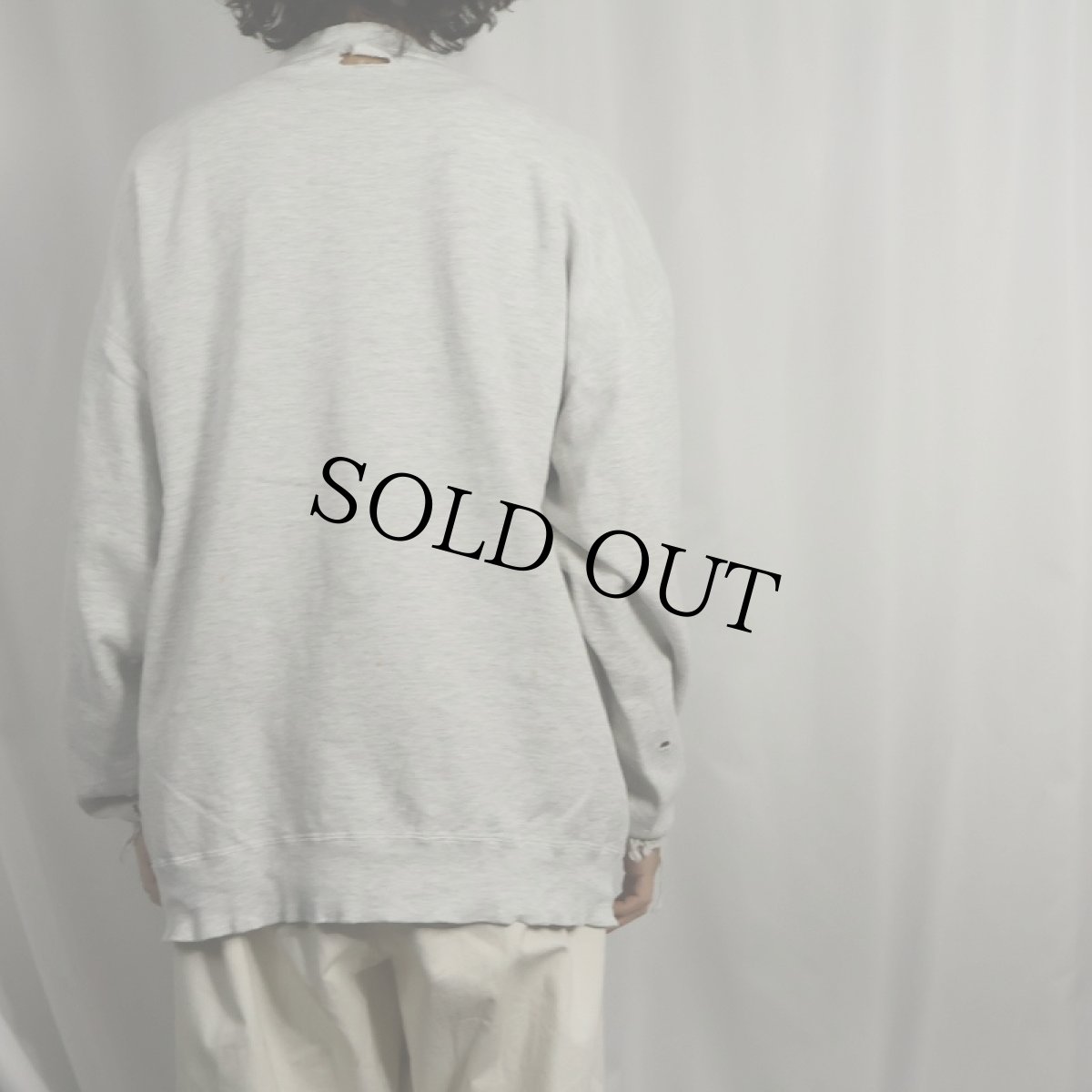 画像3: 90's RUSSELL ATHLETIC USA製 "HIGH COTTON" 前V プリントスウェット XXL (3)