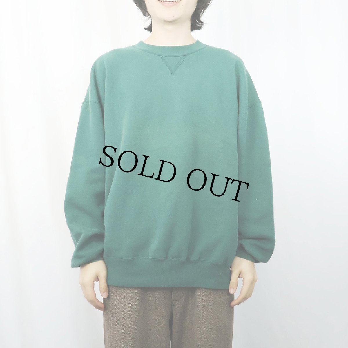 画像2: 90's RUSSELL ATHLETIC 前V 無地スウェット XXL (2)