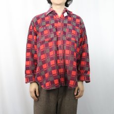 画像2: 60〜70's 猫目ボタン チェック柄 ヘビーネルシャツ (2)
