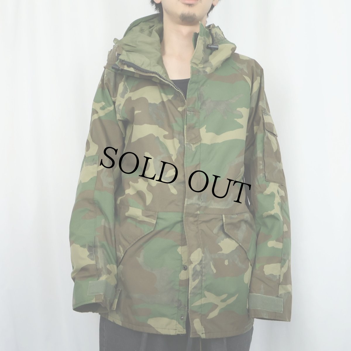 画像2: 2000's U.S.MILITARY ECWCS GEN1 ウッドランドカモ GORE-TEXパーカ MEDIUM-REGULAR (2)