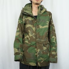画像2: 2000's U.S.MILITARY ECWCS GEN1 ウッドランドカモ GORE-TEXパーカ MEDIUM-REGULAR (2)