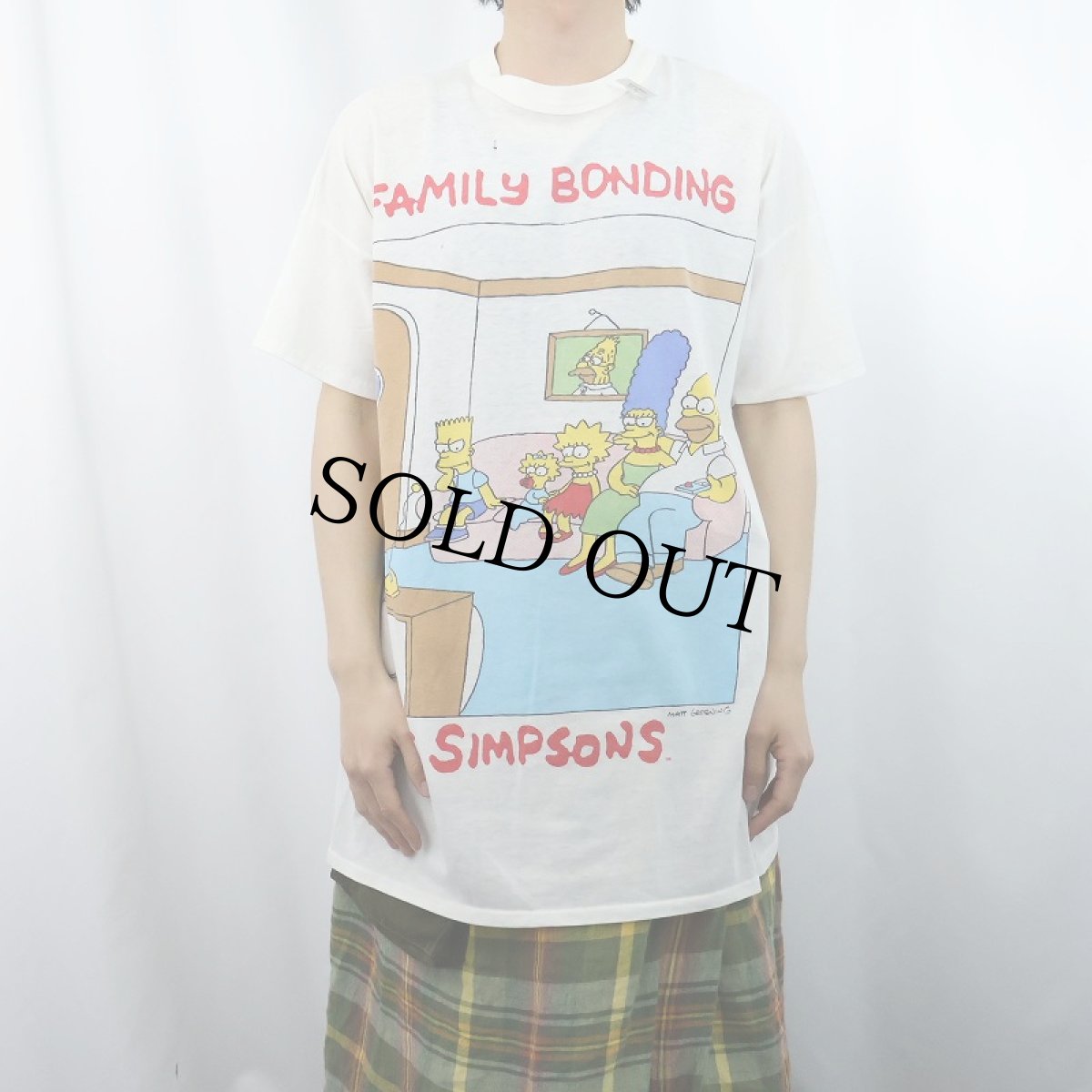 画像2: 【SALE】 90's THE SIMPSONS "FAMILY BONDING" キャラクタープリントTシャツ (2)