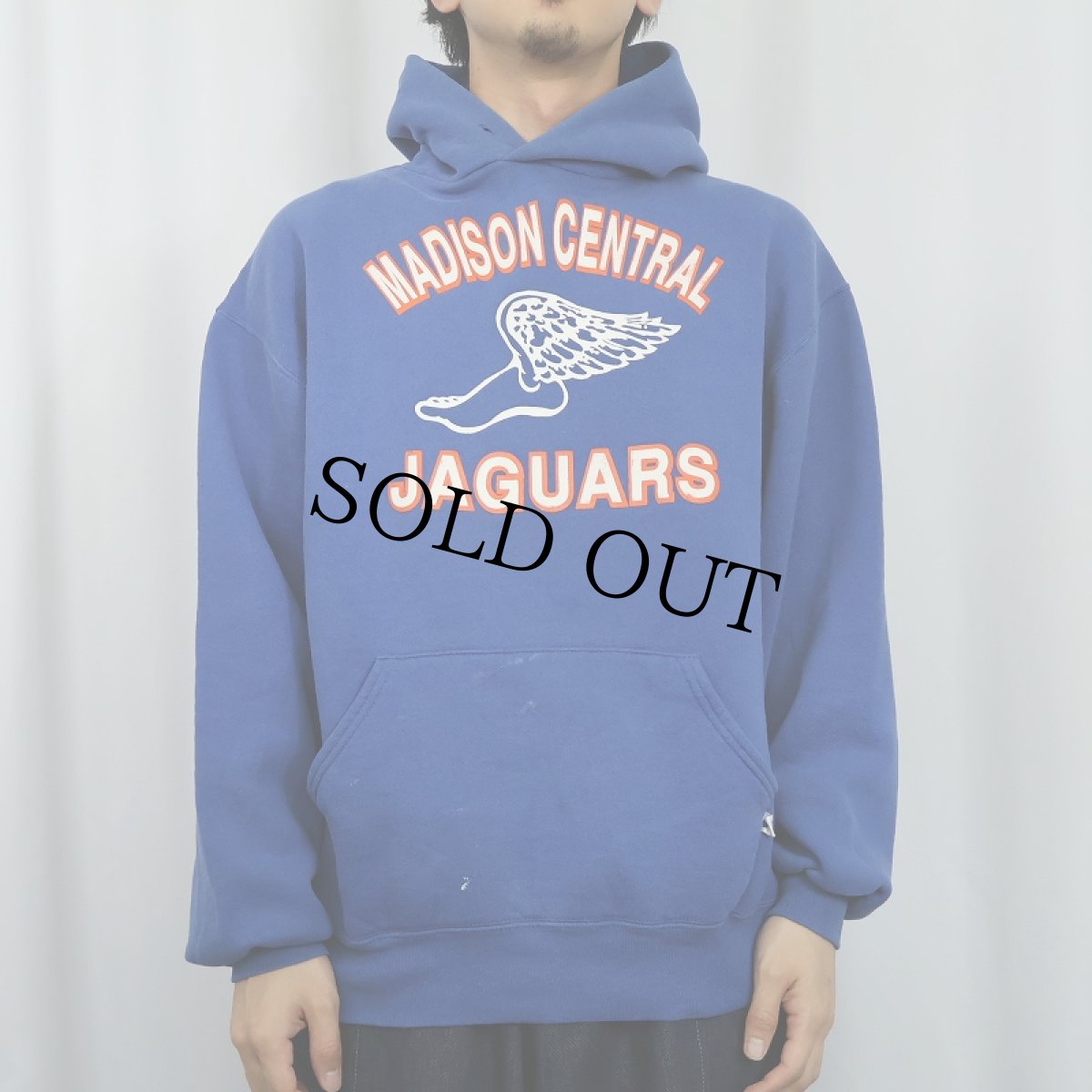 画像2: 90's RUSSELL ATHLETIC USA製 "MADISON CENTRAL JAGUARS" ウイングフットプリントスウェットフーディー L (2)