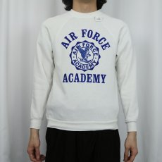 画像2: 70〜80's ARTEX USA製 "AIR FORCE ACADEMY" フロッキープリント ラグランスウェット M (2)