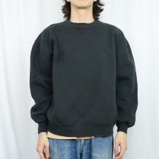 画像2: 90's RUSSELL ATHLETIC USA製 前V 無地スウェット BLACK XL (2)