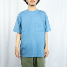 画像2: 90's DOCKERS USA製 ロゴ刺繡 ポケットTシャツ M (2)