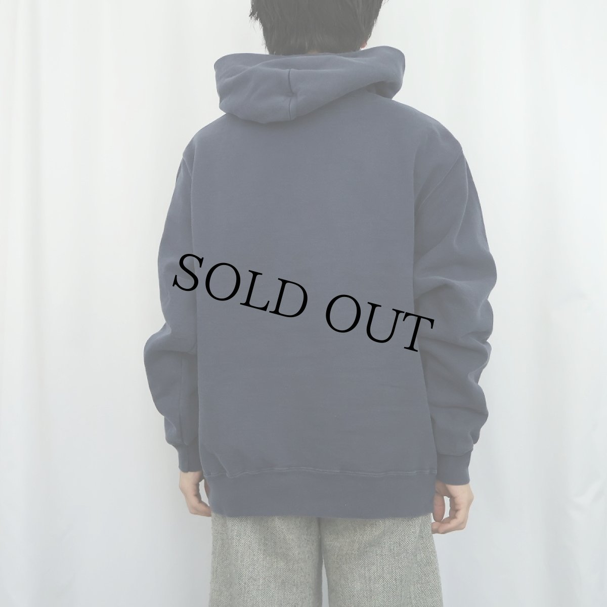 画像3: 90's Champion 青刺繍タグ 中期 USA製 前V ロゴ刺繍スウェットフーディー NAVY XL (3)