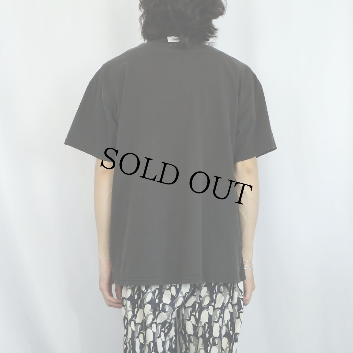 画像3: 90's Oscar Wilde USA製 "I can resist everything except temptation" 果物プリントTシャツ BLACK XL (3)