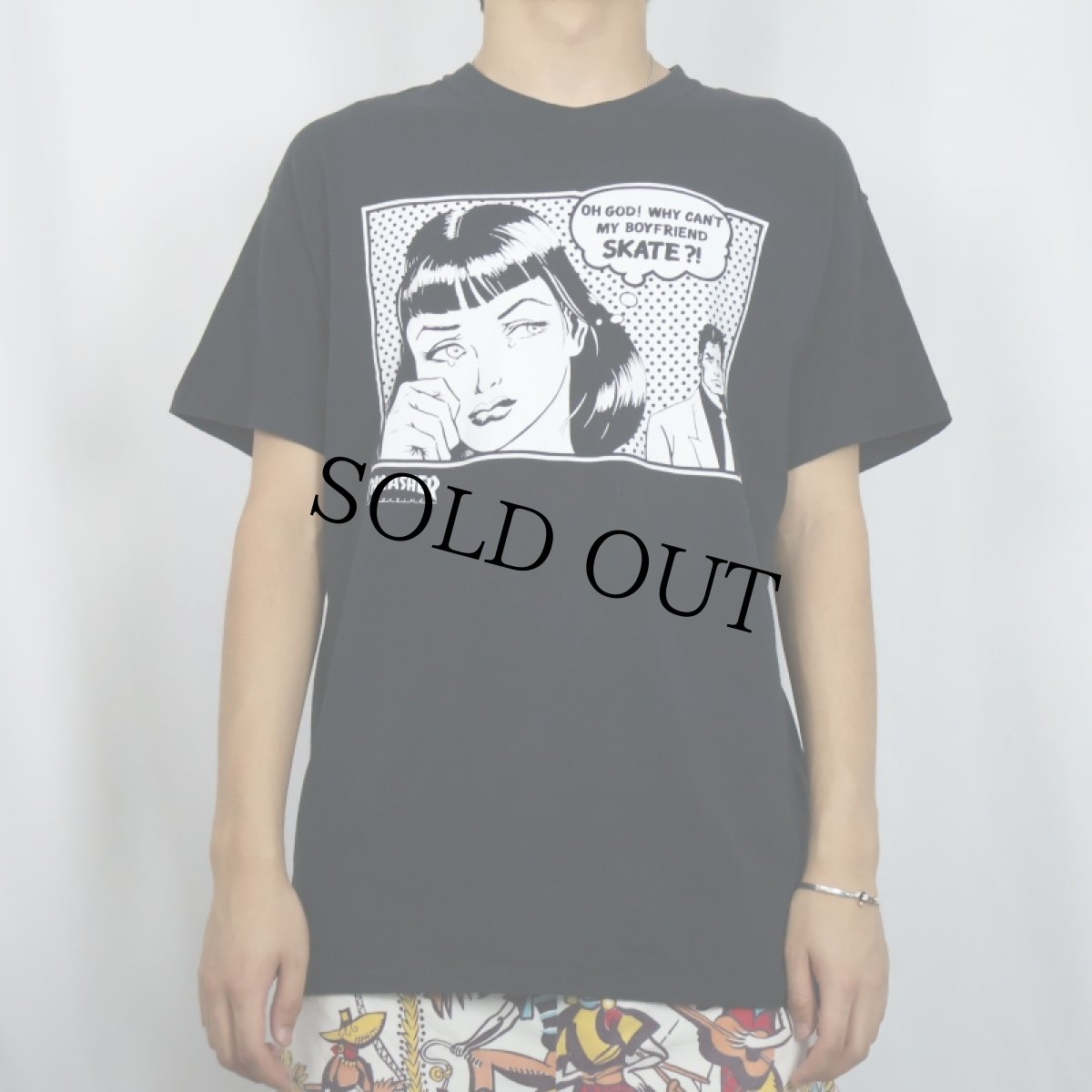 画像2: THRASHER "OH GOD! WHY CAN'T MY BOYFRIEND SKATE?!" イラストプリントTシャツ BLACK L (2)