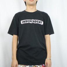 画像2: INDEPENDENT ロゴプリントTシャツ BLACK L (2)