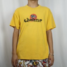 画像2: 90's〜 SIXTEEN USA製 "Quick Flip" プリントTシャツ L (2)