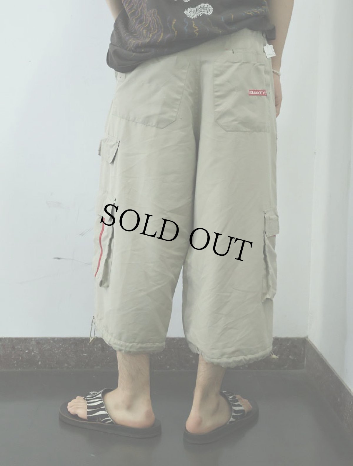 画像4: 【SALE】 SNAKE EYES クロップドカーゴパンツ W32 (4)