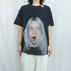画像2: Billie Eilish "you should see me in a crown" ミュージシャンフォトプリントTシャツ BLACK XL (2)