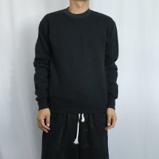 画像2: 90's RUSSELL ATHLETIC USA製 前V 無地スウェット BLACK M (2)