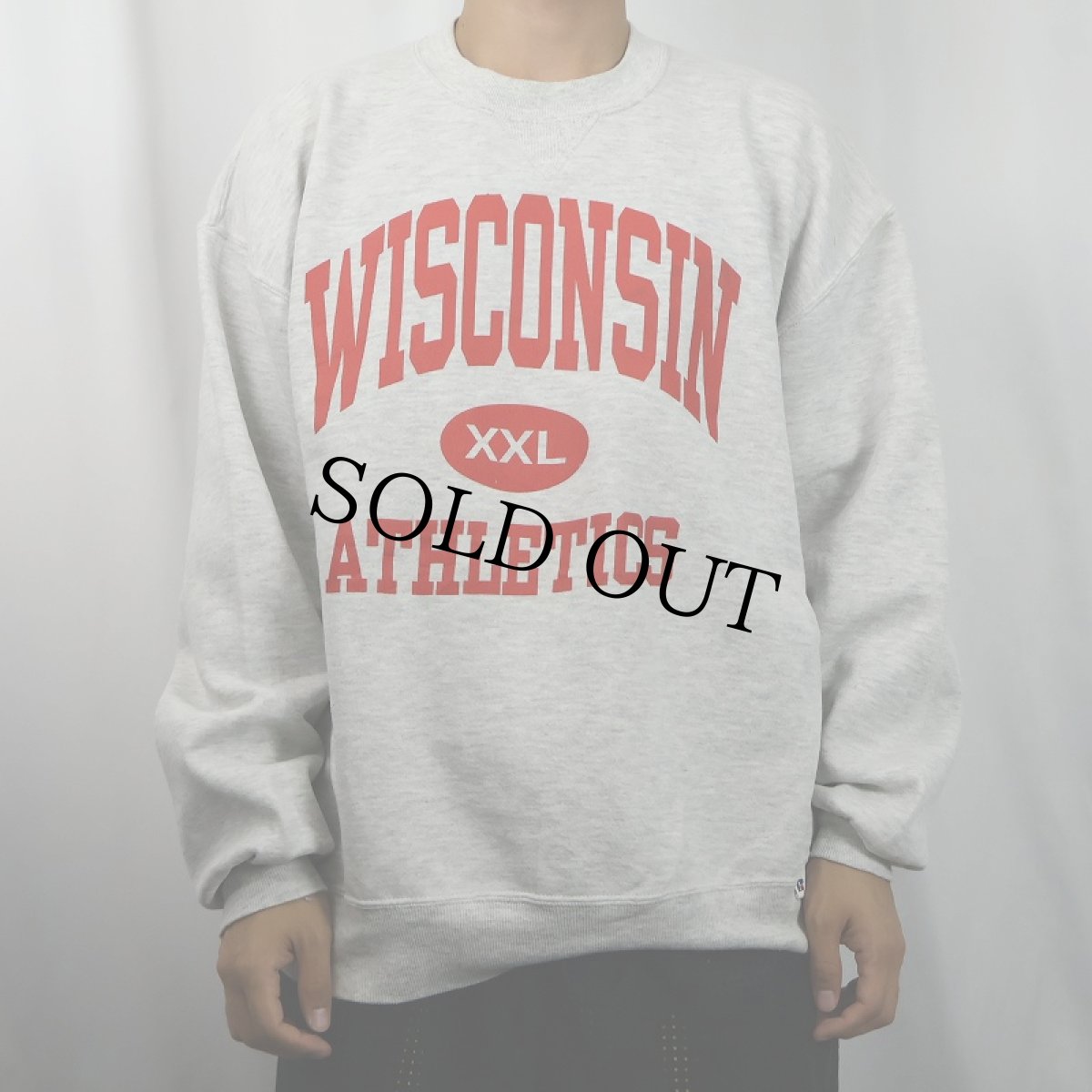 画像2: 90's RUSSELL ATHLETIC USA製 "WISCONSIN" プリントスウェット XL (2)