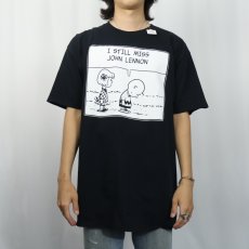 画像2: PEANUTS "I STILL MISS JOHN LENNON" パロディプリントTシャツ BLACK L (2)