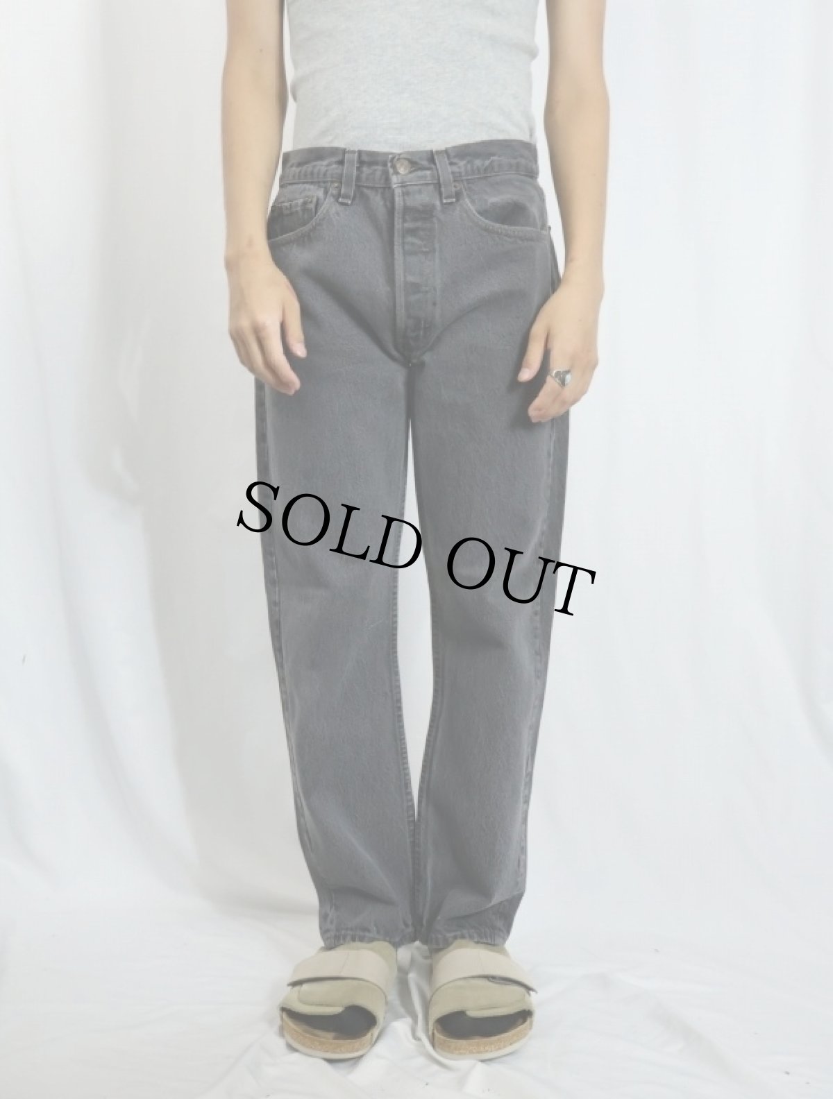 画像2: 90's Levi's 501 USA製 先染め ブラックデニムパンツ W31 (2)