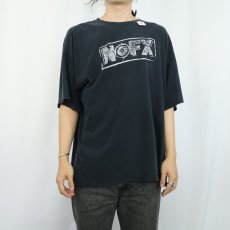 画像2: 2000's NOFX パンクロックバンドプリントTシャツ BLACK XL (2)