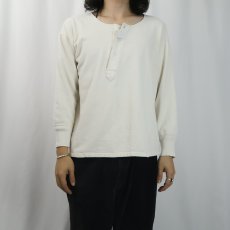 画像2: 40〜50's MOLLIS 裏パイル ヘンリーネック コットンアンダーシャツ SIZE7 (2)