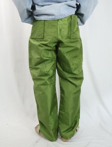 画像3: 〜80's "MILITARY TYPE" ナイロンパンツ W35 (3)