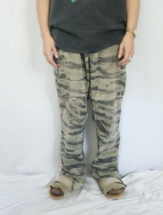 画像2: 80's U.S.ARMY タイガーストライプカモ柄 BDUカーゴパンツ LARGE-REGULAR (2)