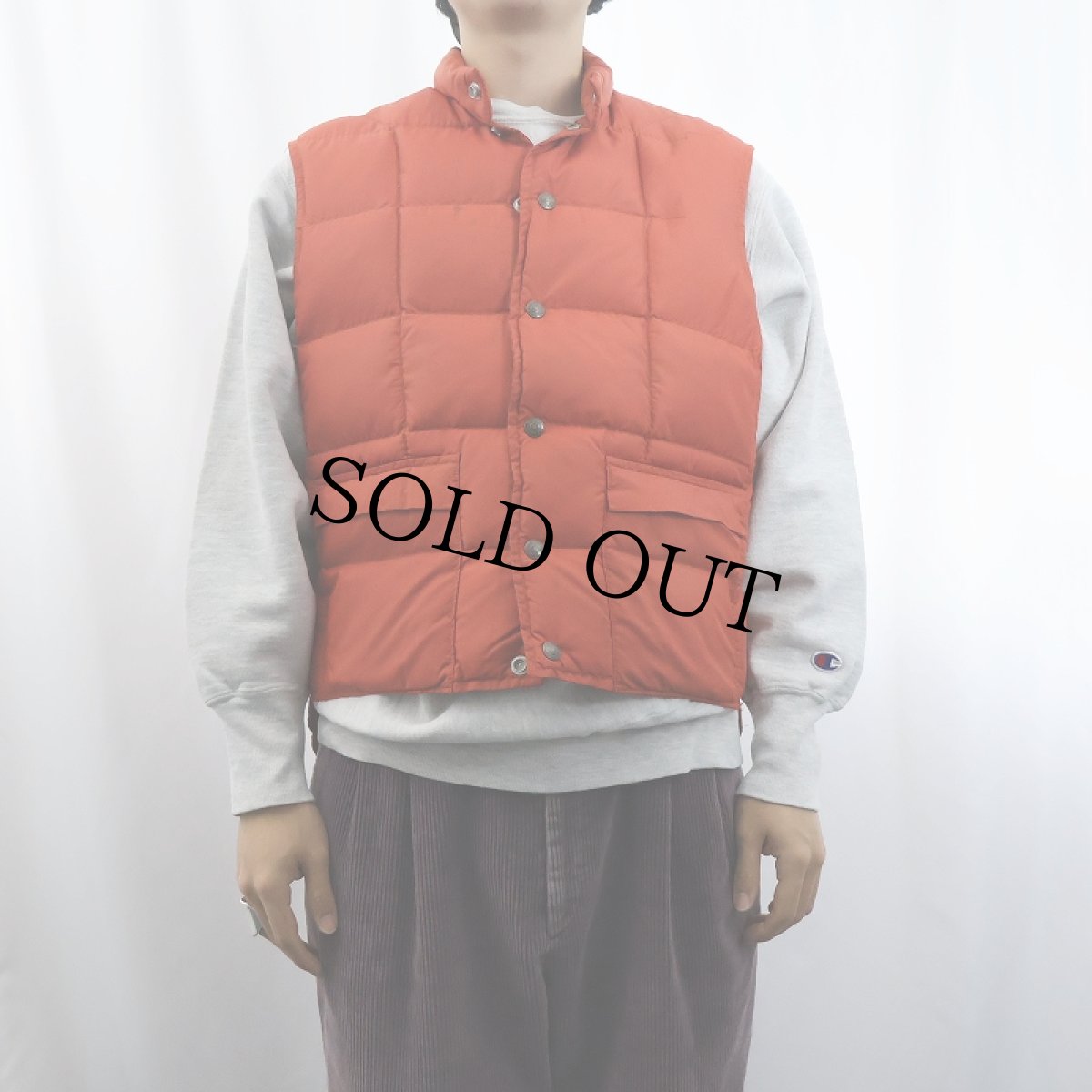 画像2: 70's DOWN by Schott グースダウンベスト M (2)