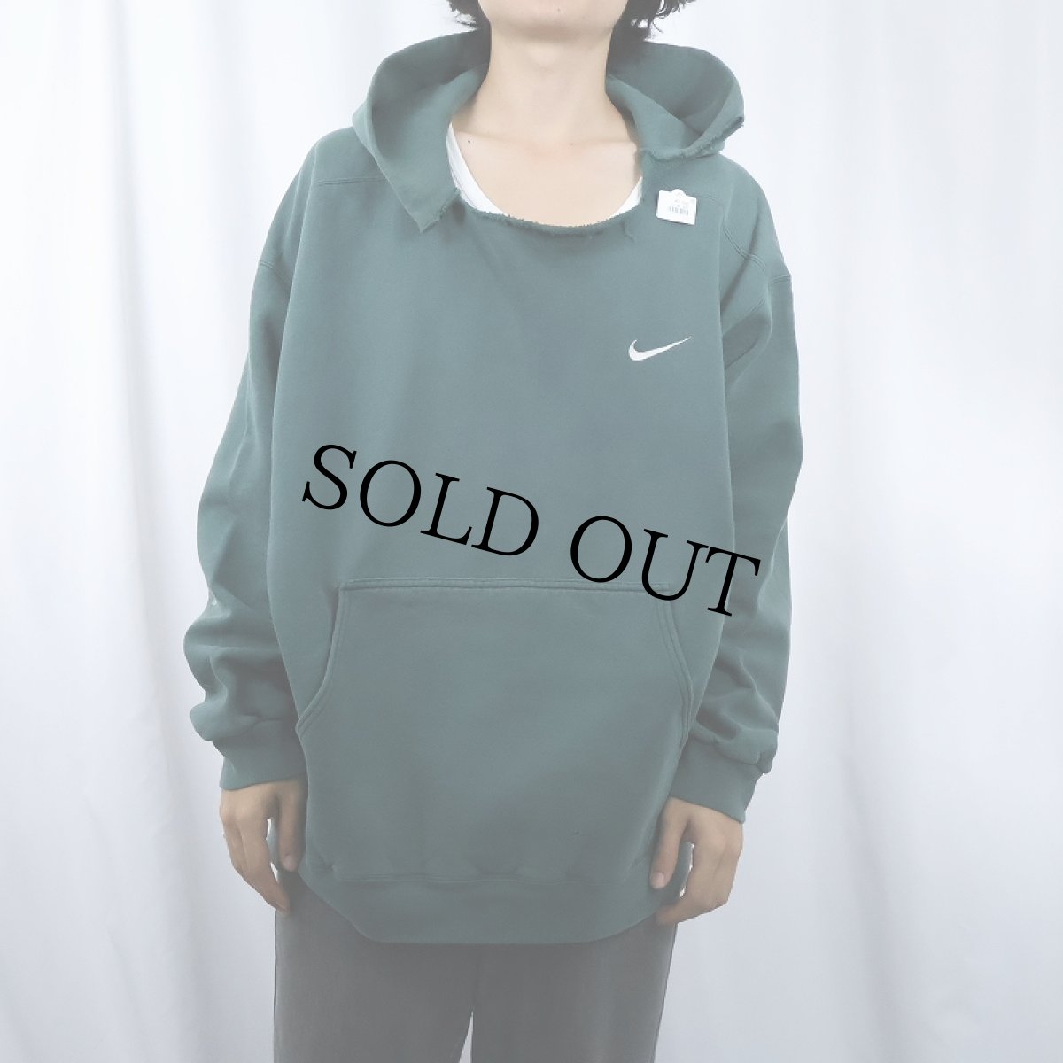 画像2: 90's NIKE USA製 ロゴ刺繍 スウェットフーディー L (2)