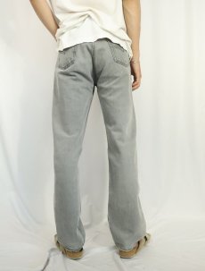 画像4: 90's Levi's 501 USA製 先染め プラックデニムパンツ W33 (4)