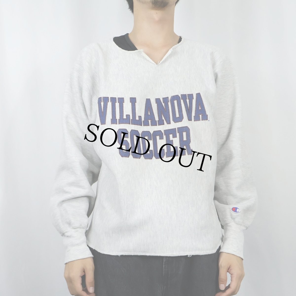 画像2: 90's Champion REVERSE WEAVE "VILLANOVA SOCCER" カットオフ プリントスウェット (2)