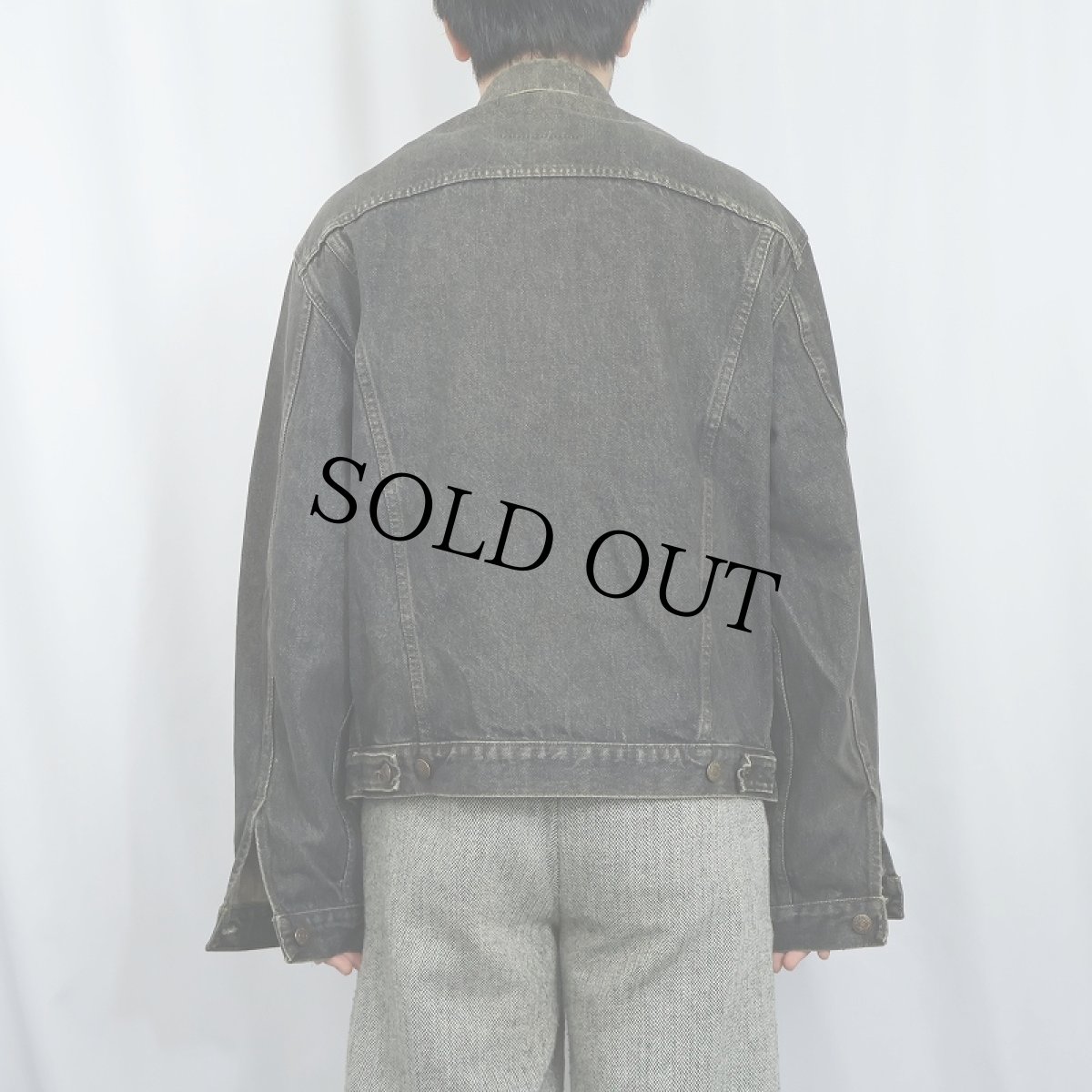 画像3: 90's Levi's 70503-0259 GT.BRITAIN製 ブラックデニムジャケット S (3)