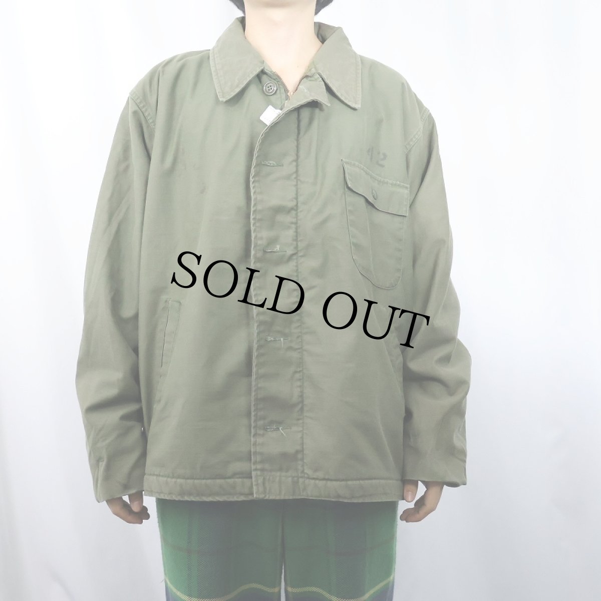 画像3: 80's U.S.NAVY A-2 ステンシル入り デッキジャケット EXTRA LARGE (3)