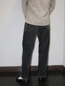 画像1: 2000's Levi's 550 RELAX FIT USA製 ”サルファブラック" ブラックデニムパンツ W31 (1)