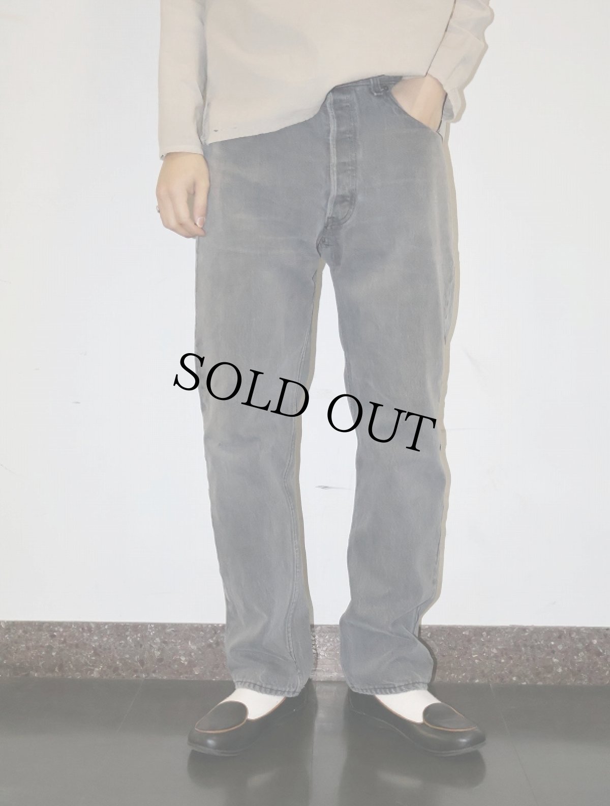 画像1: 90's Levi's 501 USA製 ”サルファブラック" ブラックデニムパンツ W32 (1)