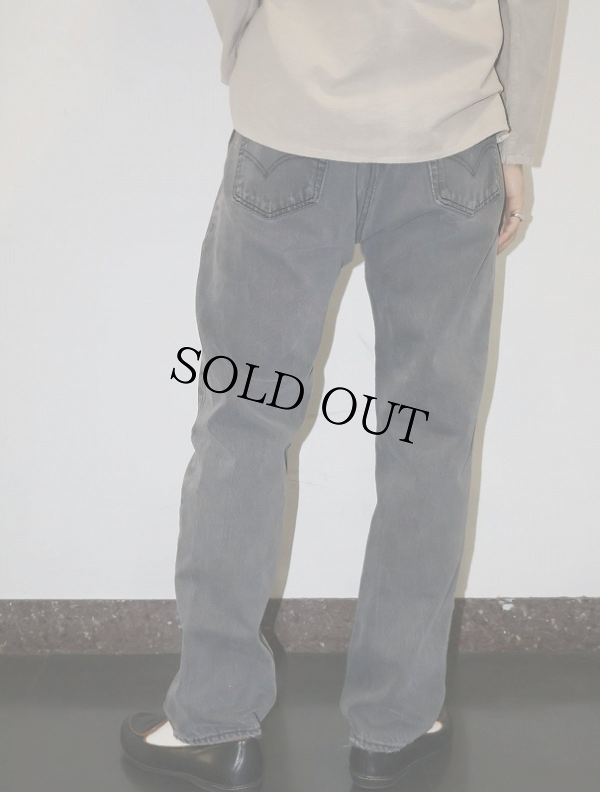 画像2: 90's Levi's 501 USA製 ”サルファブラック" ブラックデニムパンツ W32 (2)