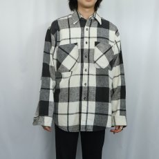 画像2: 80's ST JOHN'S BAY USA製 "BIGMAC FLANNEL" ブロックチェック柄 ヘビーネルシャツ L (2)