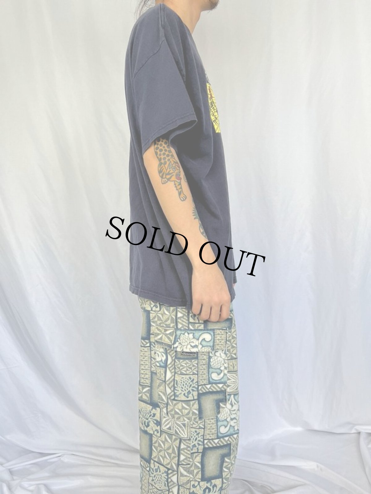 画像3: FLCL ハルハラ・ハル子 アニメプリントTシャツ XL (3)