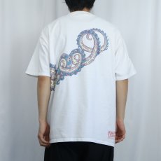 画像4: 90's USA製 Vネック 巻きプリントTシャツ XL  (4)