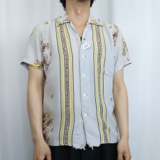 画像2: 50〜60's ボーダーパターン レーヨンアロハシャツ S (2)