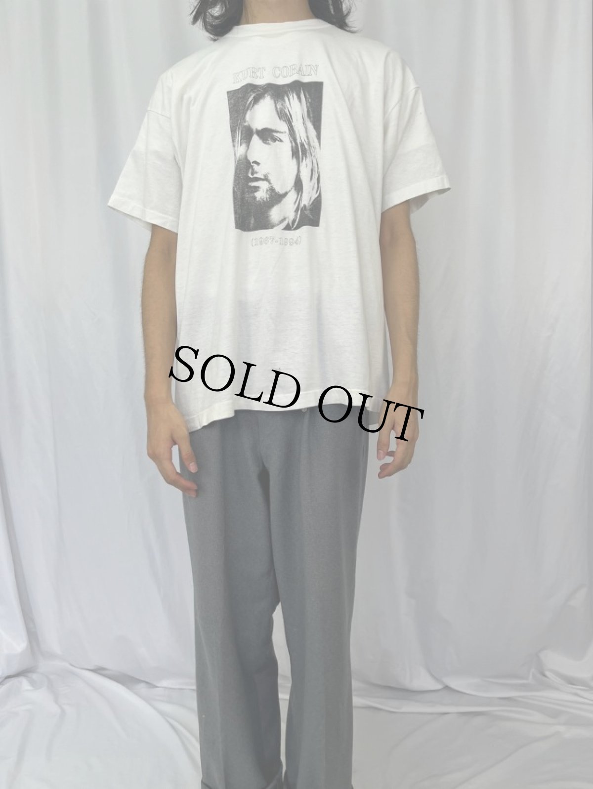 画像2: 90's KURT COBAIN USA製 "1967-1994" 追悼プリントTシャツ XL (2)