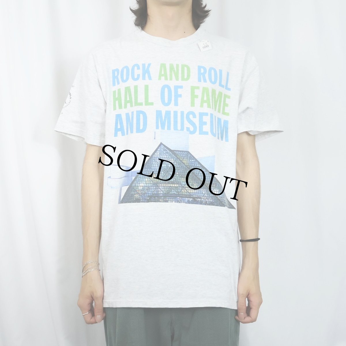 画像3: Rock and Roll Hall of Fame and Museum ロックの殿堂 ミュージアムプリントTシャツ (3)