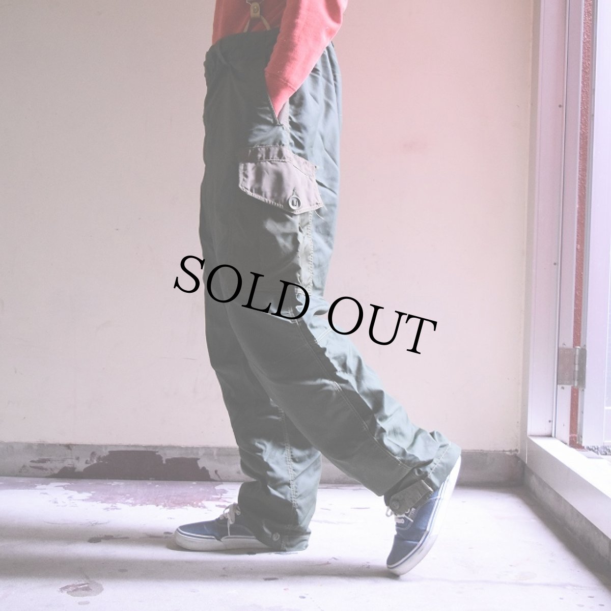 画像4: 50's カナダ軍 ナイロンカーゴパンツ (4)