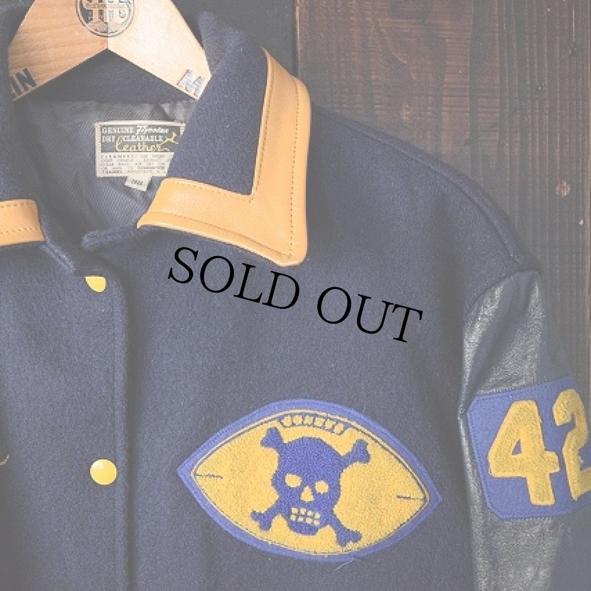 画像2: 60's Flynntan スカル&PLAYBOYワッペンハーフ丈スタジャン (2)