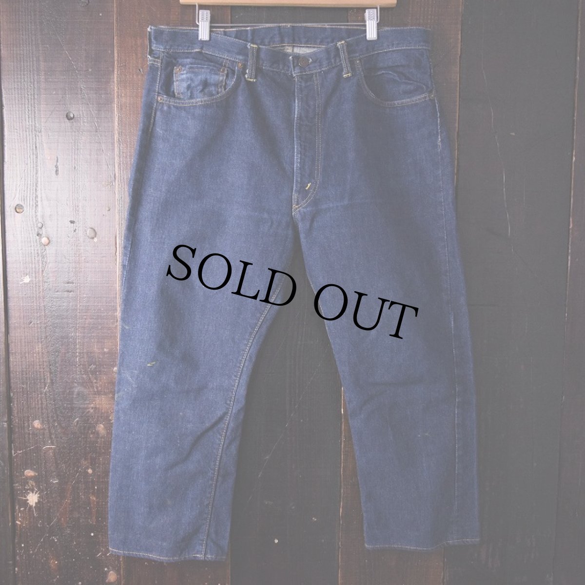 画像2: 60's LEVI'S 505 BIGE デカ文字 F-TYPE デニムパンツ (2)