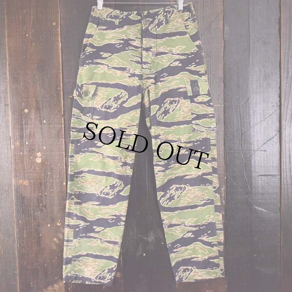 画像2: 60's US.MILITARY タイガーカモパンツ (2)