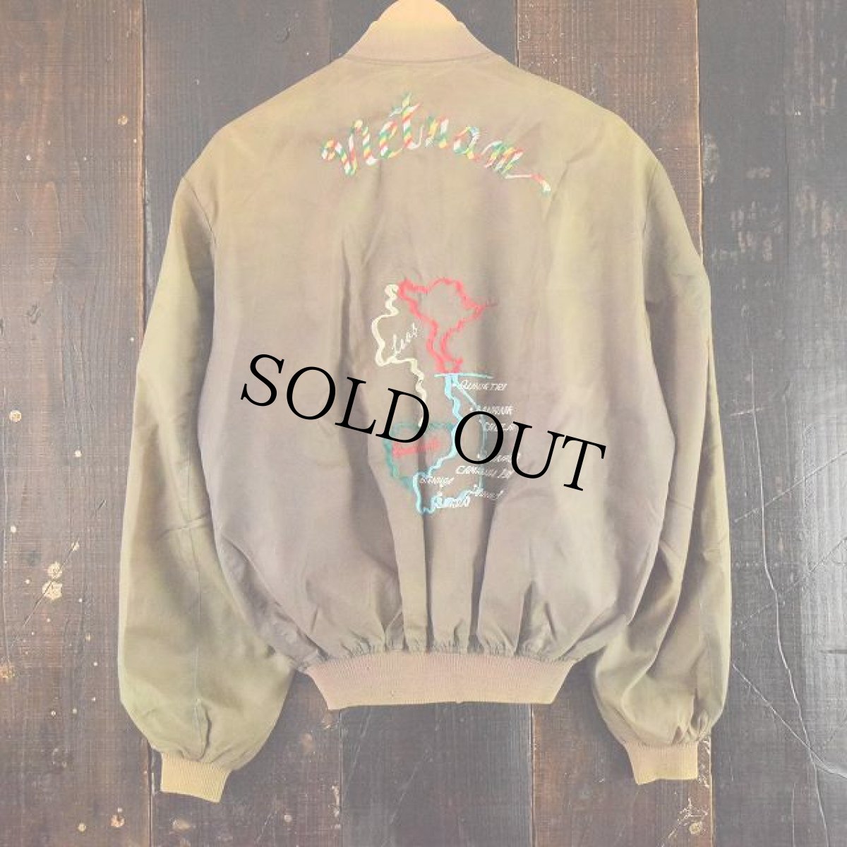 画像2: 60's〜70's QueenBee "Vietnam" リバーシブルスーベニアジャケット (2)