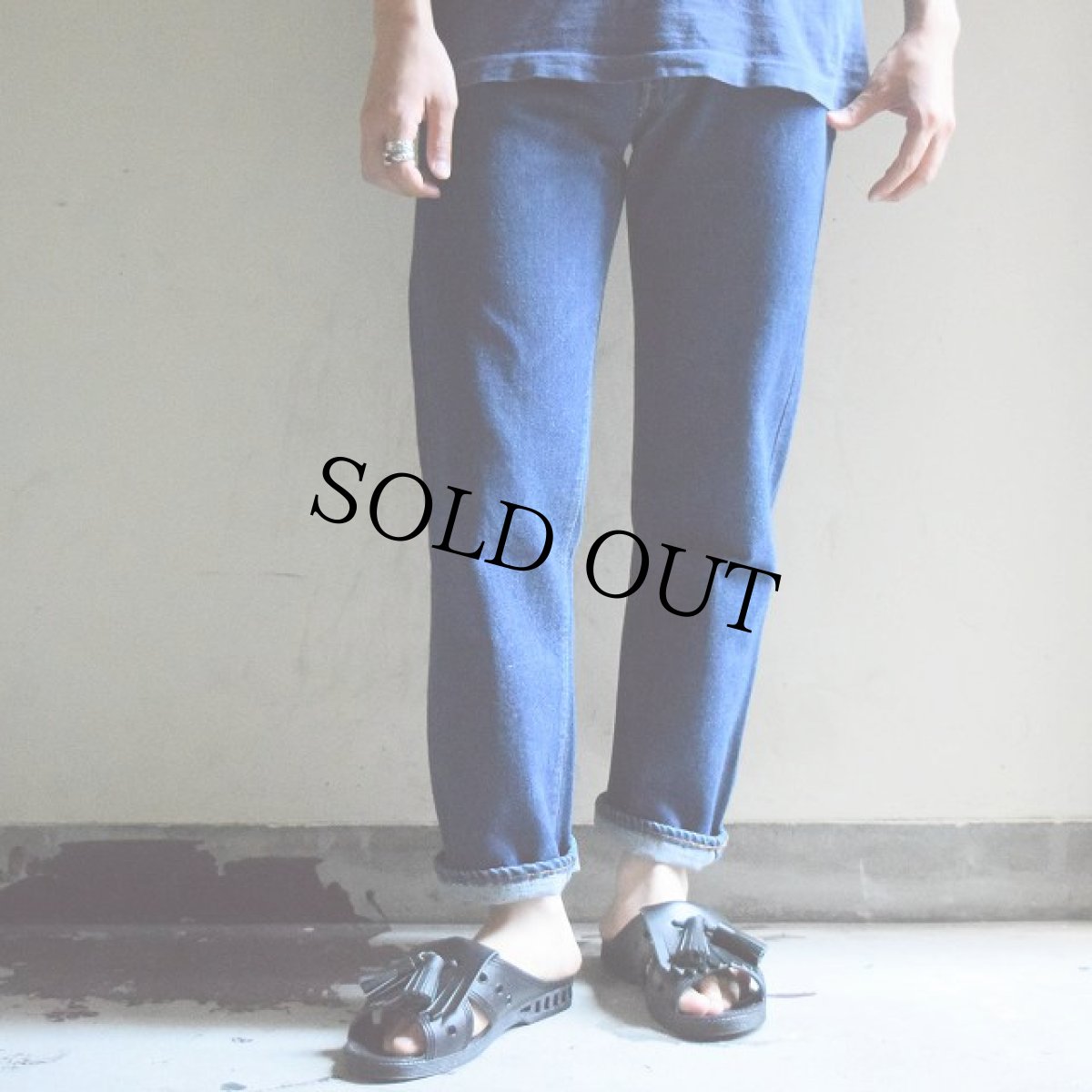 画像3: 1960's〜 LEVI'S 501 BIGE デニムパンツ 濃色 W28 (3)