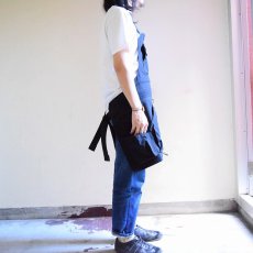 画像3: COMFY OUTDOOR GARMENT "V.F APRON" BLACK (3)