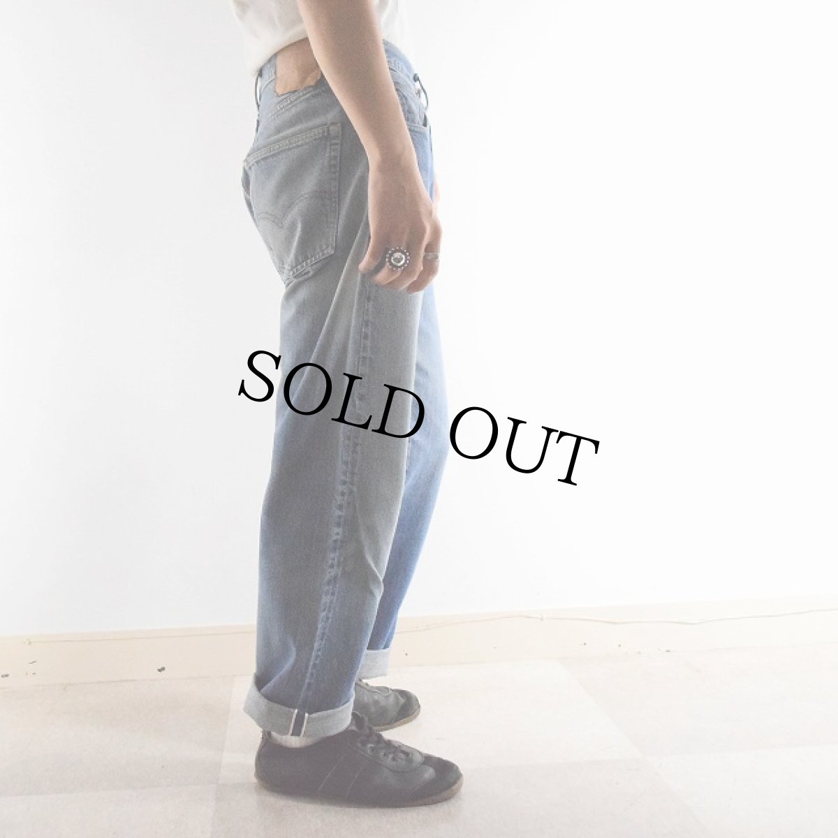 画像4: 60's〜70's LEVI'S 501 BIGE デニムパンツ W31 (4)