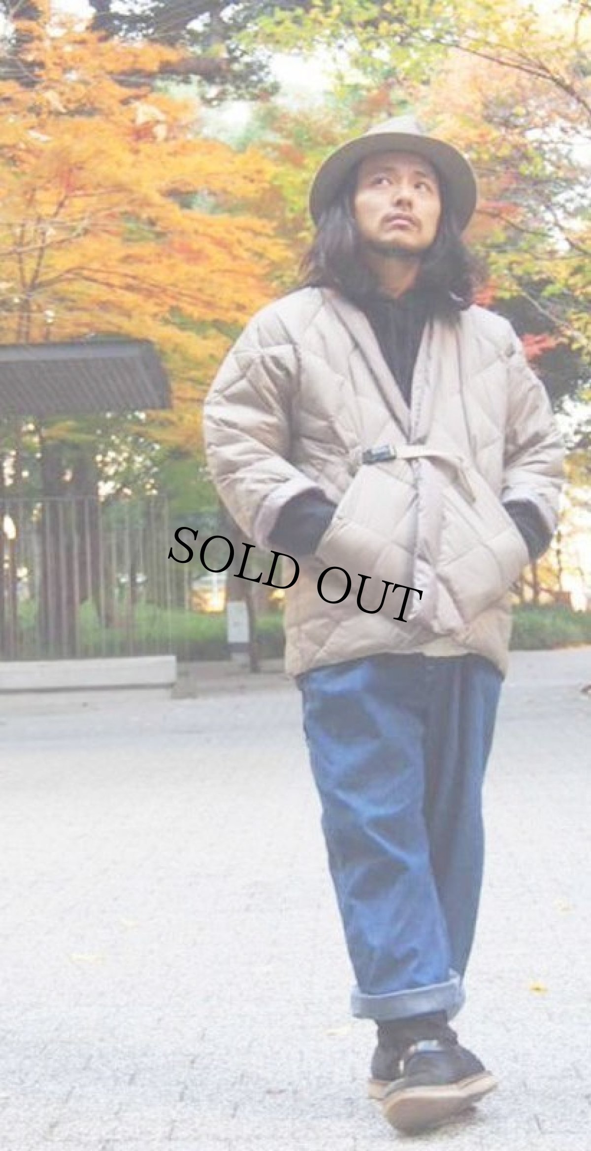 画像2: COMFY OUTDOOR GARMENT "DOTERA DOWN" BEIGE (2)