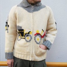 画像1: 60's〜70's クラシックカー柄ショールカラーカウチンニットカーディガン (1)